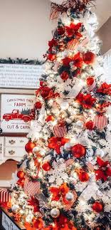Christmas decorations pinterest images instagram a la. 39 Aesthetically Pleasing Christmas Trees That Ll Make You Say Goals