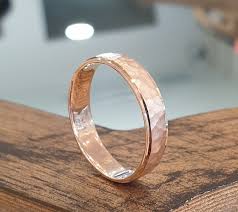 Hammered Rose Gold Mens Wedding Band Unique Wedding Ring 14k Gold Ring Mens J Rose Gold Mens Wedding Band Mens Gold Wedding Band Mens Wedding Bands Hammered