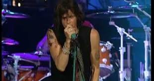 Steven Tyler I Don T Want To Miss A Thing Aerosmith I Don T Want To Miss A Thing Live Aerosmith Music Love My Favorite Music