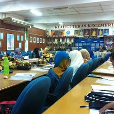 The following other wikis use this file: Kolej Vokasional Dungun Dungun Terengganu