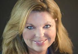 Michelle Billiot's Instagram, Twitter & Facebook