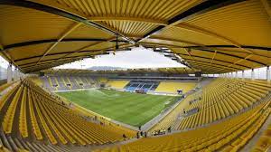 #alemannia aachen gewinnt das spiel gegen den @bonner_sc mit 3:1! Krise Bei Alemannia Aachen Auf Heimatsuche In Julich Und Kerkrade Sport Sz De