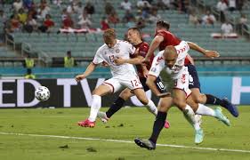 A történelmi emlékek gazdagsága, a kedvező árszínvonal és a könnyű megközelíthetőség ellenére csehország manapság nem tartozik a. Pk23dvoguxkwrm