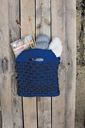 Jomo knits contains a range of women's designs from jumpers and shawls to hats, cowls and small accessories, as well as designs for men, babies and children and the home. Ravelry Jomo Knits Patterns