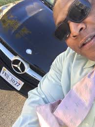 Darryl Booker (@doc2dwb)