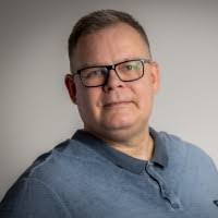 300+ "Robert Lind" profiles