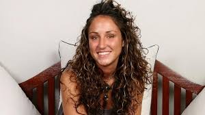 Amber Siyavus, ex-participante do Big Brother, morre aos 46 anos