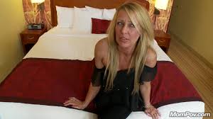 Autumn - 44 year old divorcee with tight ass - MomPOV