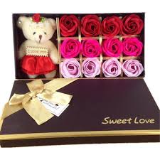 Find exclusive collection for birthday, anniversary, wedding, christmas and romantic gift collection for men today, this special holiday is celebrated on february 14th in several places. Perfect Gift Ideas For Valentine S Day