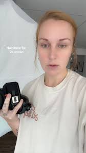 The most straight forward and simplified off camera flash set up  explanation I could come up with! 🤣 There are many ways to do it, this is  just what I do in studio! Who else was so overwhelmed by OCF ...