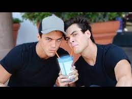Twins Share Everything For A Day Youtube Dolan Twins Dolan Twins Youtube Twins