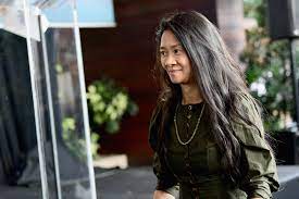 Chloe zhao just became the first chinese and asian woman to win an oscar for best director, spurring some movie buffs to wonder if after 'nomadland' oscar, chloe zhao now needs to win over china. Oscars 2021 Chloe Zhao Makes History As First Asian Woman To Win Best Director Generation T
