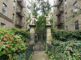 Nyc S Micro Neighborhoods Little India In Jackson Heights Queens Jackson Heights Jackson Heights Queens Queens Nyc