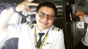 Afwan sebelumnya adalah seorang pilot angkatan udara. Stq78ra3mkhzvm