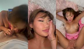 Bunni Emmi Asian Chick Sucks a Thick Cock and Gets Fucked Onlyfans Video |  Thothub.