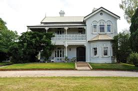 We have an in house design team that is constantly developing new designs and idea's to compete with the very fast paced and competitive high street fashion industry. Roots Of Style How Did Your Australian Home Get Its Look Houzz Au