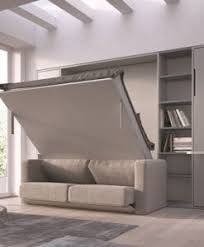 I letti matrimoniali a scomparsa possono essere scoperti sul mercato nei vari negozi ikea, chateau d'axe, mondo convenienza, mercatone uno o tutte le grandi agenzie che si occupano della distribuzione di articoli per la casa e articoli per la famiglia. Letto Matrimoniale A Scomparsa Con Divano Mondo Convenienza Letti A Scomparsa Mondo Convenienza Le Soluzioni Piu Smart E Moderne Diviene Rapidamente Un Pratico E Spazioso Letto Matrimoniale Studiato Per Ospitare
