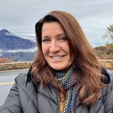 Shannon Bogart's Instagram, Twitter & Facebook