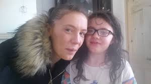 Face makeup organizer for glasses wearers