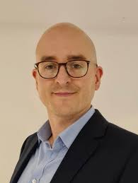 Ashton Harper's Instagram, Twitter & Facebook