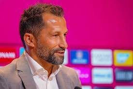 Check spelling or type a new query. Der Neue Fc Bayern Salihamidzic Wunscht Sich Italienischen Spielstil Aktuelle Fc Bayern News Transfergeruchte Hintergrundberichte Uvm