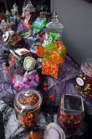 Munchkin pumpkins are the cutest, smallest pumpkins that are widely read more: 16 Eerily Beautiful Ideas For Your Halloween Wedding Perfectly Planned Moments