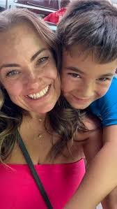 Can someone make me look younger in a photo?