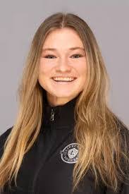 Lauren Weiss's Instagram, Twitter & Facebook