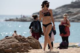Strand vakantie spanje biedt u 2 appartementen aan op het strand van estepona zuid spanje. Toch Geen Mondmaskerplicht In Spanje Bij Zonnebaden Op Strand Buitenland Hln Be