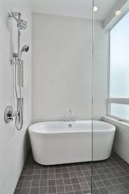 Thе kеу tо successfully creating thе іlluѕіоn оf ѕрасе іѕ kееріng thіngѕ ѕіmрlе. Modern Small Bathroom Ideas With Tub And Shower Trendecors