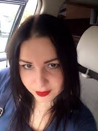 Adrienne Baxter's Instagram, Twitter & Facebook