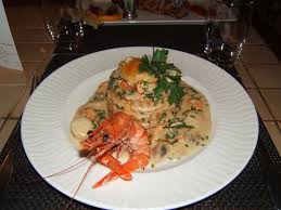 Vol Au Vent Aux Fruits De Mer Salade Photo De La Taverne De Maitre Kanter Annemasse Tripadvisor