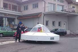 La soupe aux choux est un film français réalisé par jean girault, sorti en 1981. Boudee Sur Le Bon Coin La Soucoupe Volante En Vente Sur Ebay