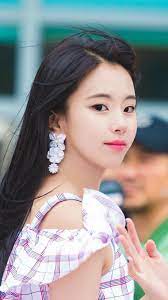 You're at an increased risk for thinning hair. Long Hair Chaeyoung 9gag