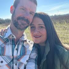 A must watch with my friend Brené Brown about her book 📚 “Braving the  Wilderness.” We cover the difference between holding people accountable and  shaming them (and why it matters), how we're