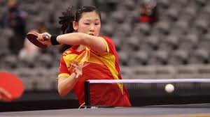 Si bien parecen exactamente lo mismo e incluso las mesas y las pelotas son iguales, existen sutiles diferencias entre el tenis de mesa y el ping pong,que son más que nada una consecuencia de un problema de marcas. Juegos Olimpicos Maria Xiao Consigue La Clasificacion Para Tokio 2020 En El Preolimpico Eurosport