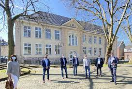 Swift bic code for biw bank fuer investments und wertpapiere ag branch in willich germany is biwbde33 address of the bank at hausbroicher str. Alleeschule Von Grundstucksgesellschaft Gekauft