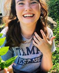 Hi everyone! Looking for 1 person to fill a room in my 3bed/2bath house in  Largo. Available: August 1st Rent: $1150 and security deposit $500 10  minutes from Indian rocks beach .5