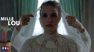 Découvrez cette photo de la saison 1 de la série tv le bazar de la charité. Le Bazar De La Charite La Nouvelle Serie Evenement Avec La Nordiste Camille Lou