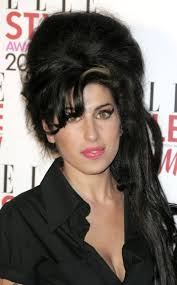 Amy Winehouse biopic actress looks eerily similar to late star in photo