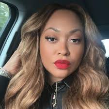 Lacy Fields (@mshealthyhair)