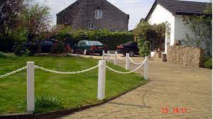 Plastic Upvc Post And Chain Fencing Driveway Garden Fence Posts Chain S Chain Fence Front Yard Fence Fence Landscaping