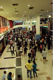 The gsc cinemas at gurney plaza, with 12 halls, is the second largest multiplex operated by golden screen cinemas in malaysia after the one at mid valley megamall in kuala lumpur with 18 halls. Gurney Plaza Gsc Gsc Gurney Plaza Azani Sulaimin Flickr
