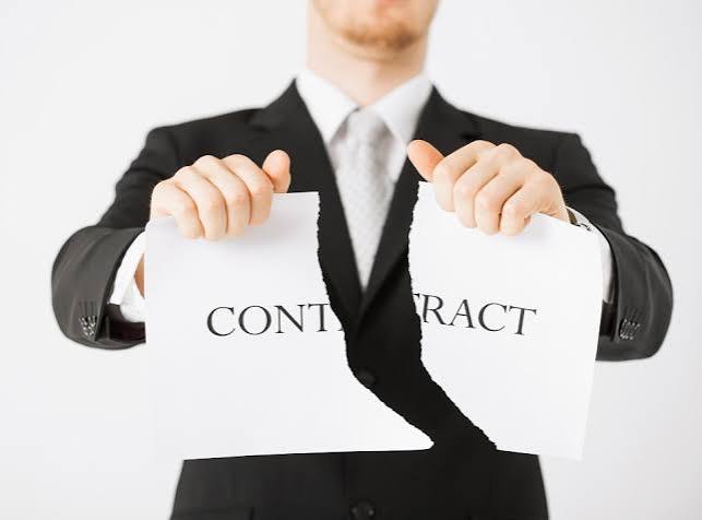 Người lao động tự ý bỏ việc có bị coi là đơn phương chấm dứt hợp đồng đồng động trái pháp luật không? — Thanh niên & Đối tác