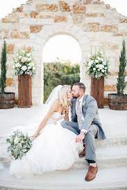 Katie And Mark 8217 S Wedding At The Brownstone Reserve Wedding Venues Texas Best Wedding Venues Wedding