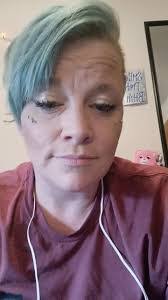 Sarah Thrasher's Instagram, Twitter & Facebook