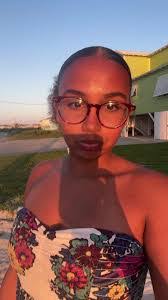 Darlene Halstead's Instagram, Twitter & Facebook