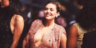 Elizabeth chase olsen (born february 16, 1989) is an american actress. Elizabeth Olsen Admits She Has A Hard Time With The Pressure To Look Cool