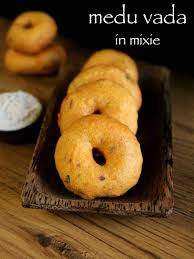 Medu Vada Recipe In Mixie Uddina Vada Medhu Vadai Ulundu Vadai Recipe Medu Vada Recipe Recipes Indian Breakfast