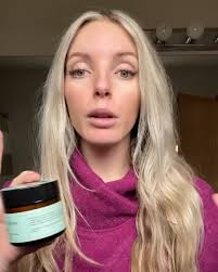 Tallow is high in vitamins A, D, E, and K, as well as antioxidants and  essential fatty acids. These nutrients are important for skin health,  aiding in skin repair, elasticity, and overall appearance.